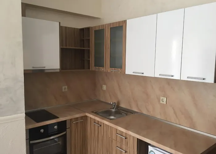 South Star Apartment *